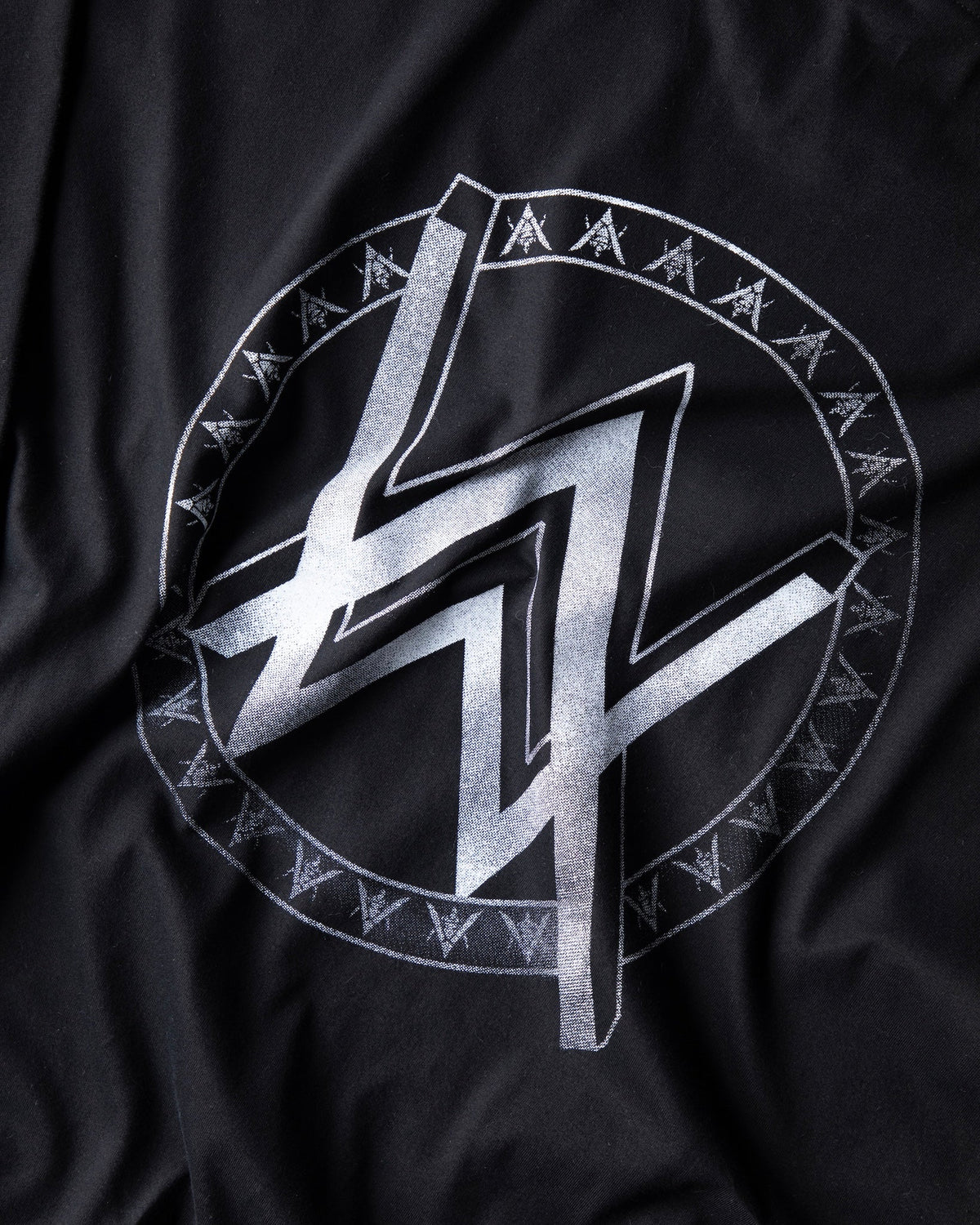 Alan Walker Monster Core Longsleeve back print macro, halftone silver AW logo ringed with runic symbols